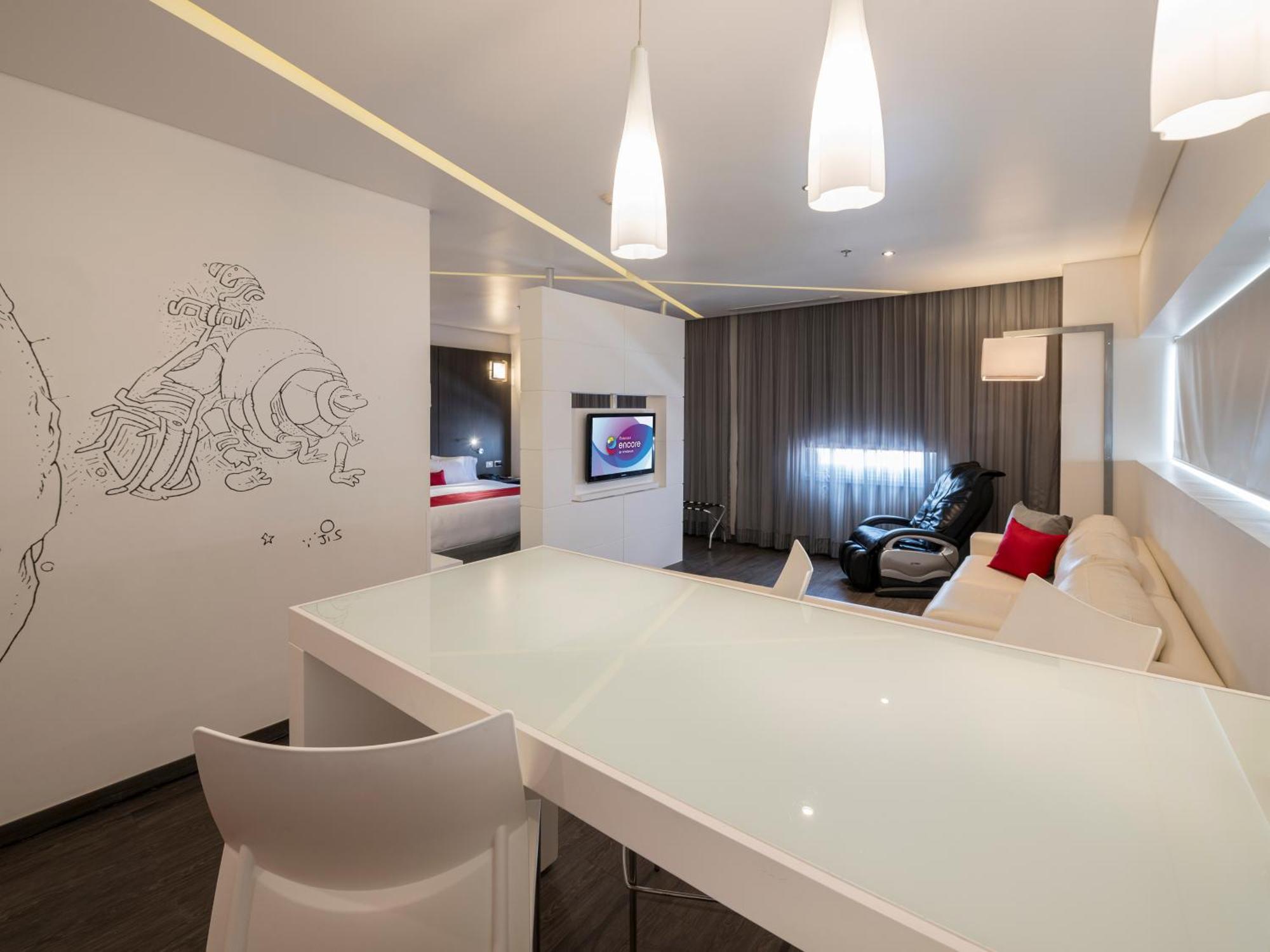 Ramada Encore By Wyndham Guadalajara Sur Palomar Εξωτερικό φωτογραφία