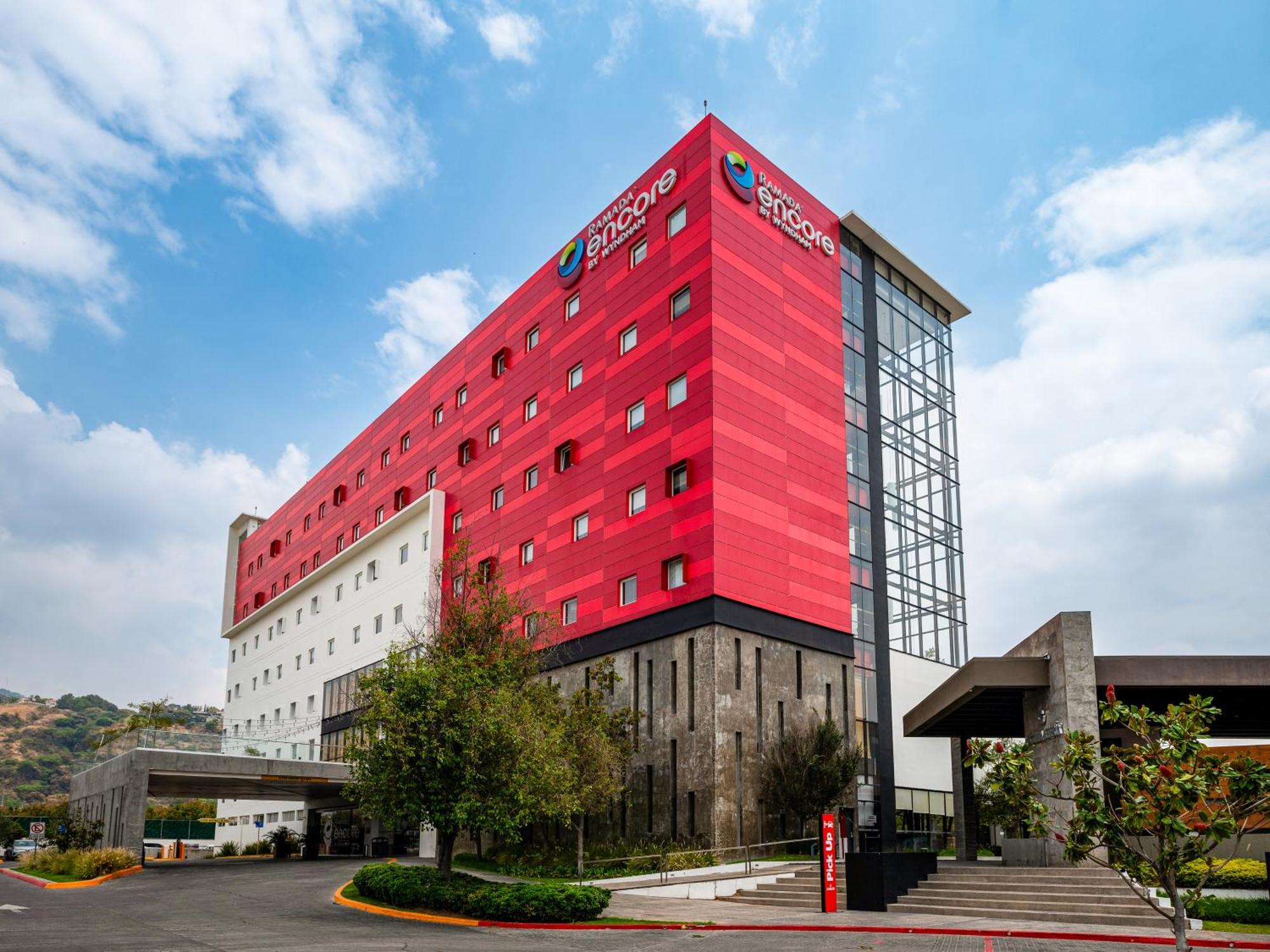 Ramada Encore By Wyndham Guadalajara Sur Palomar Εξωτερικό φωτογραφία